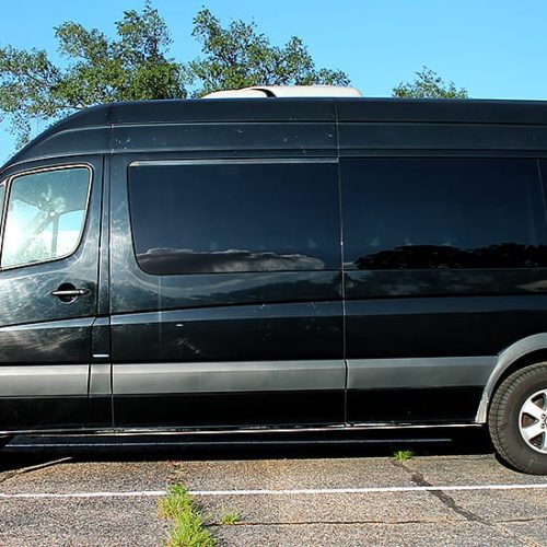 Houston-Party-Bus-Lounge-Sprinter-exterior